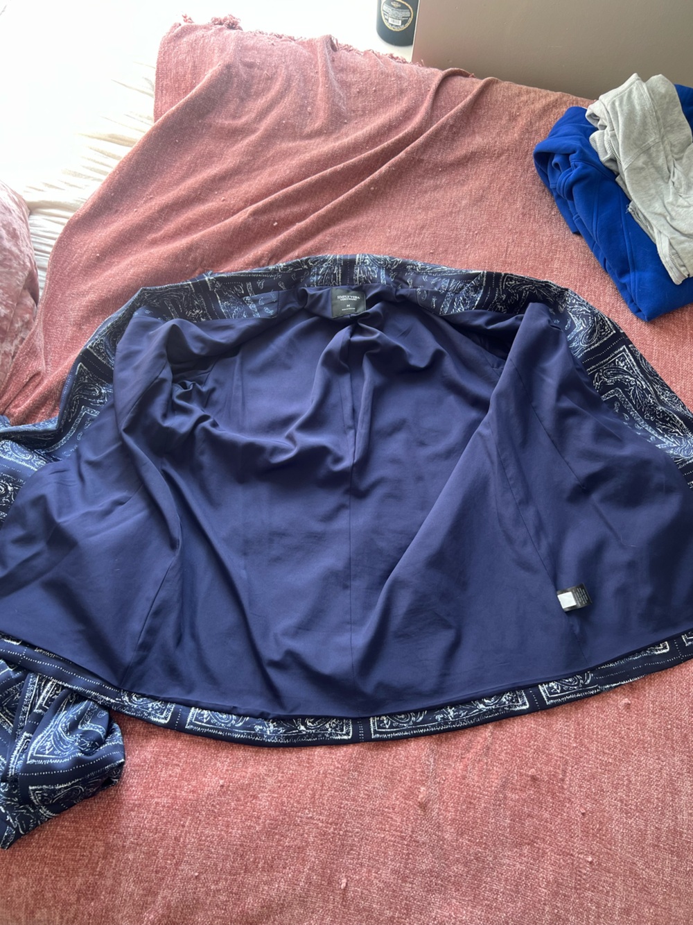 Simply Vera Wang Navy Bandana Print SET - Picture 5 of 9